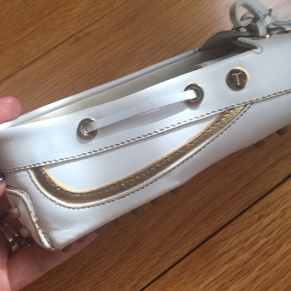 Tod's white loafers (driving shoes) - Picture 8 of 8